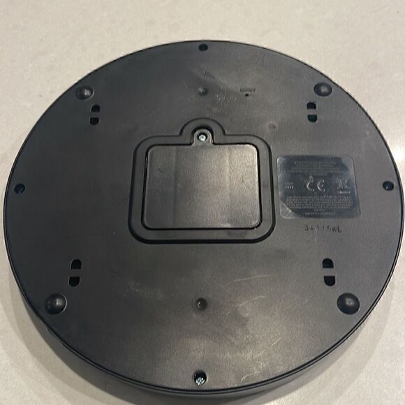 Simon Hasbro memory game fun for all ages. - Picture 3 of 4